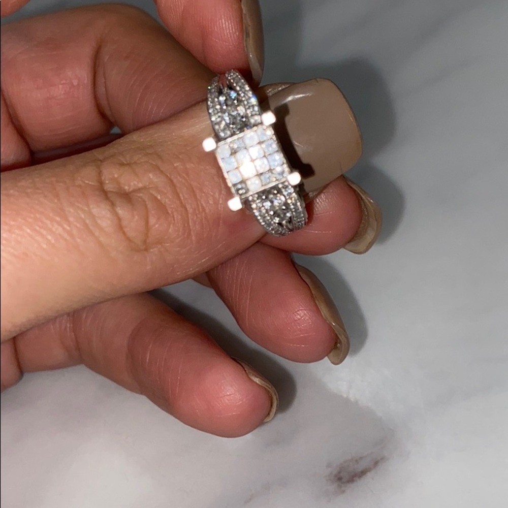 Diamond ring